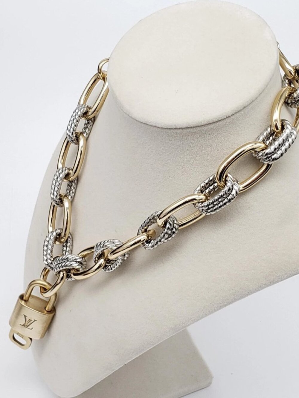 Authentic Louis Vuitton Gold Padlock w/ Unbranded Fashion Geometry Necklace - Picture 8 of 8